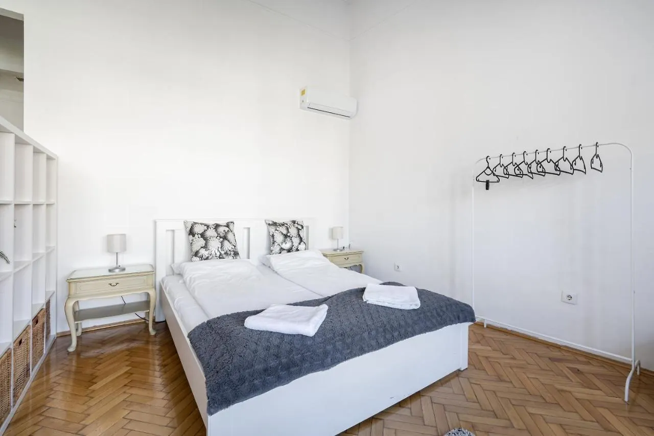 Vulcan Studio Near Danube Будапешт