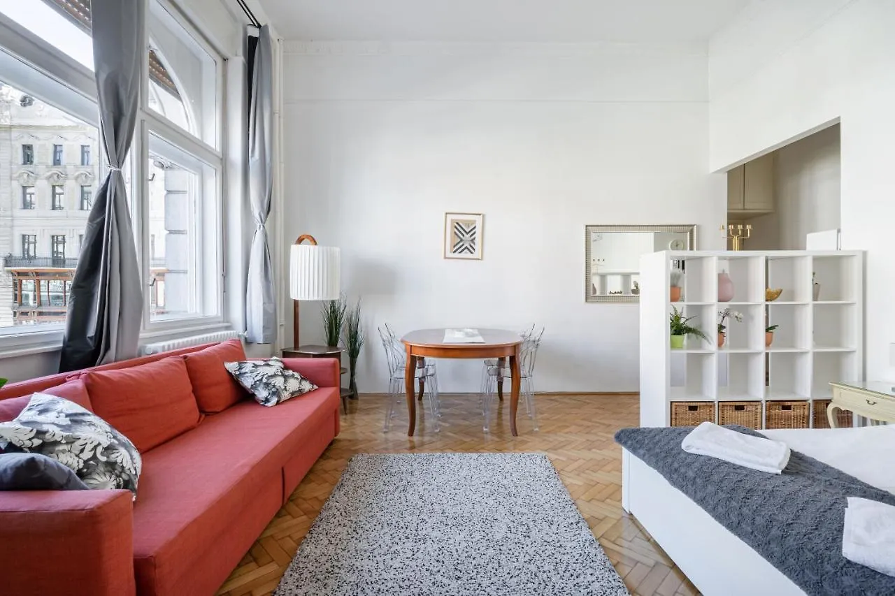 Vulcan Studio Near Danube Будапешт