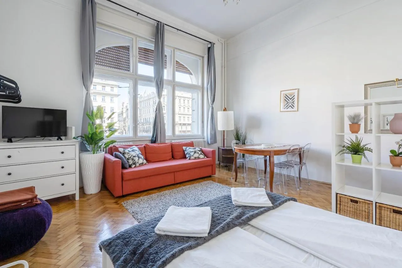 Vulcan Studio Near Danube Будапешт 0*,  Венгрия